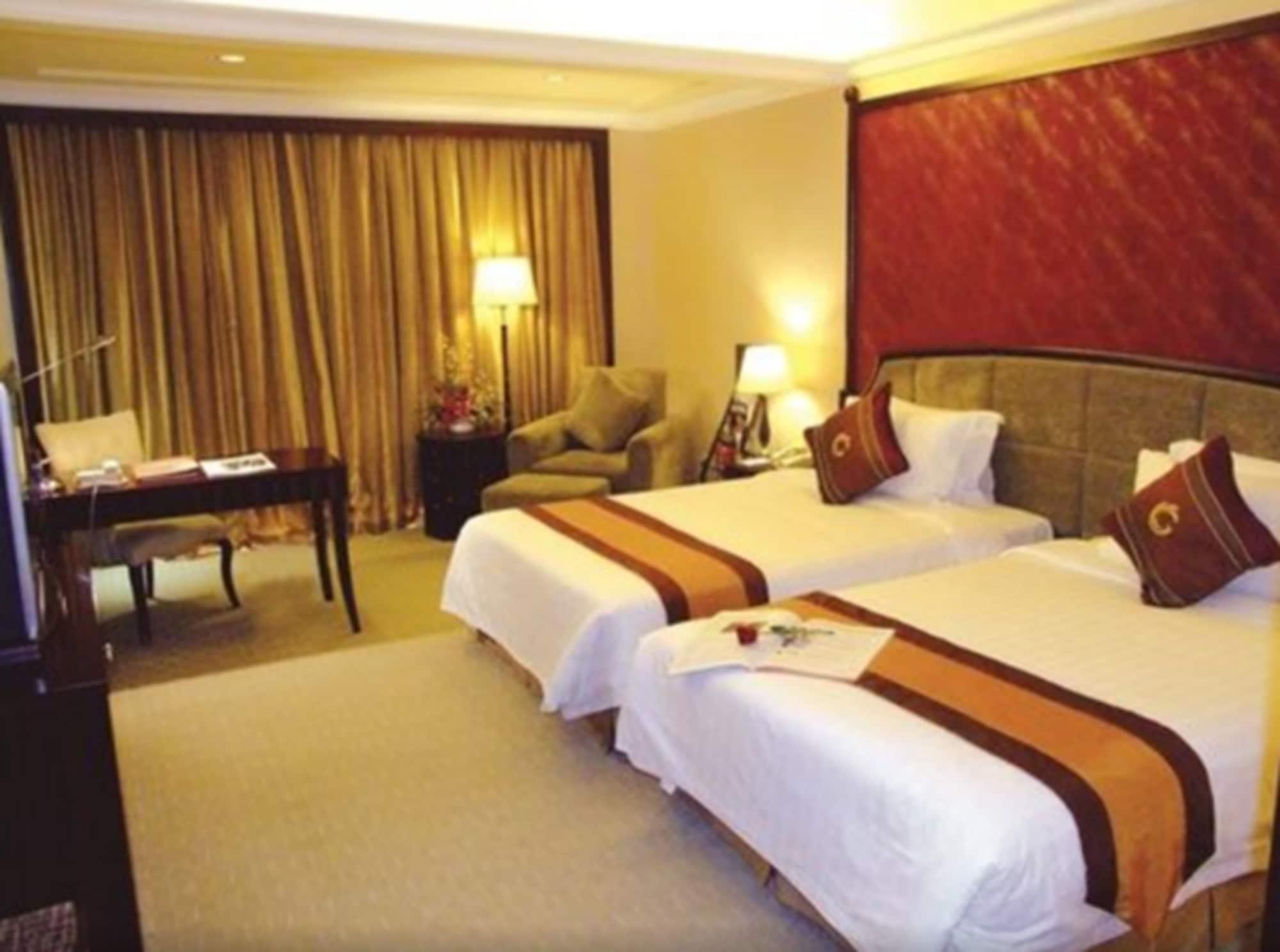 The Royal Marina Plaza Hotel Canton Esterno foto