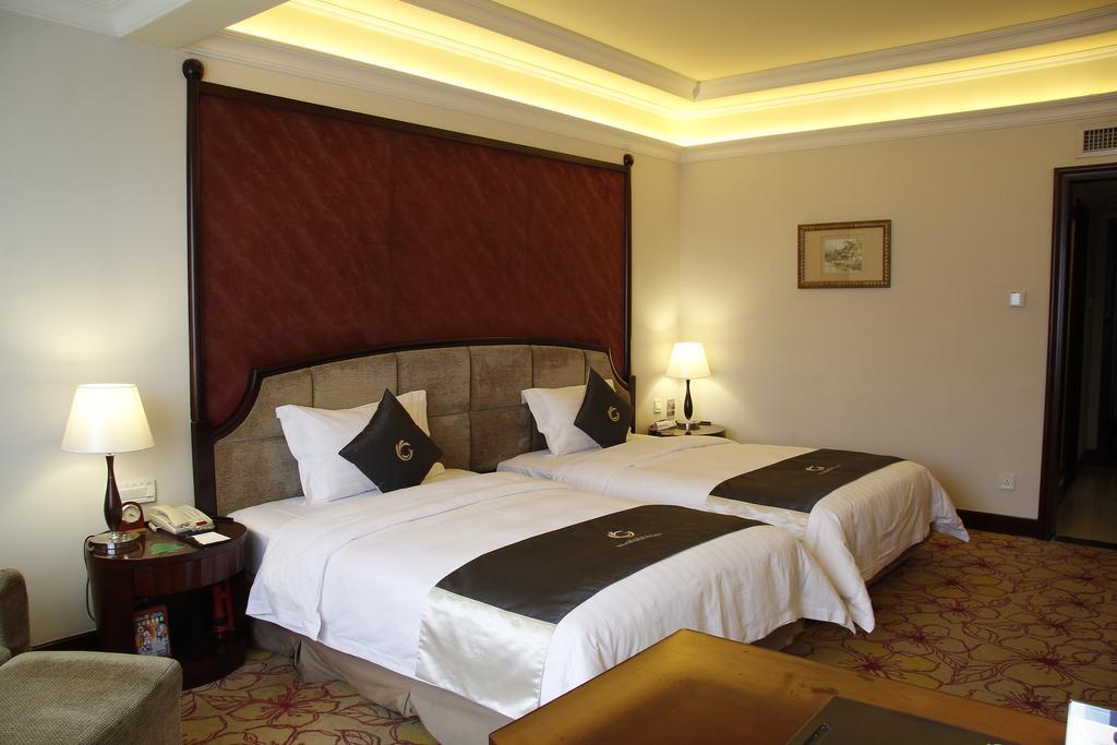 The Royal Marina Plaza Hotel Canton Esterno foto
