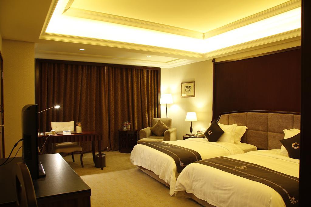 The Royal Marina Plaza Hotel Canton Esterno foto