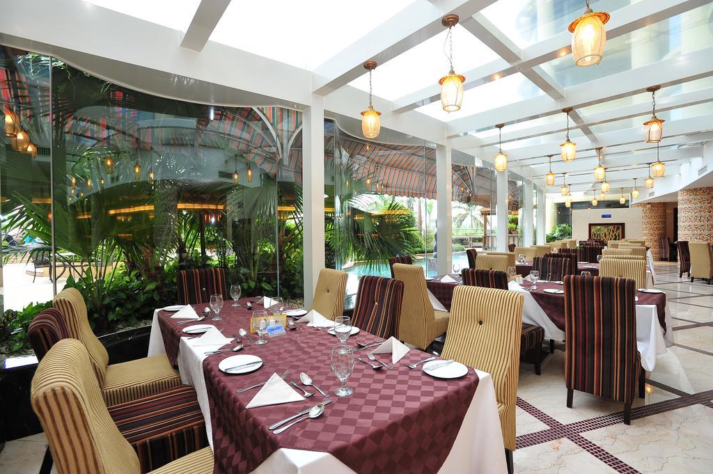The Royal Marina Plaza Hotel Canton Esterno foto