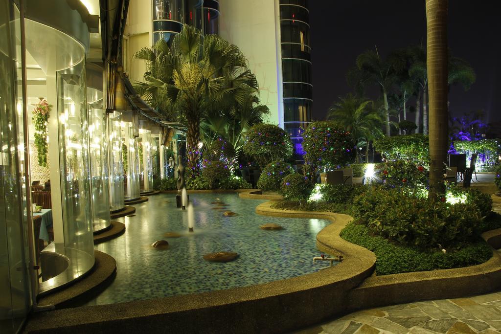 The Royal Marina Plaza Hotel Canton Esterno foto