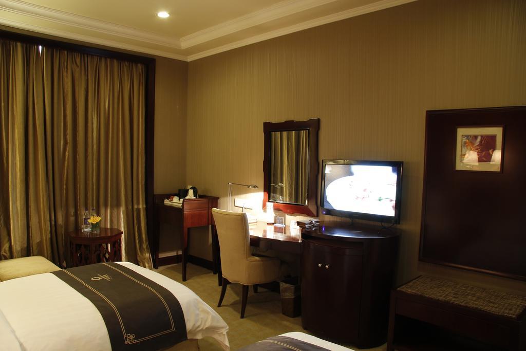 The Royal Marina Plaza Hotel Canton Esterno foto