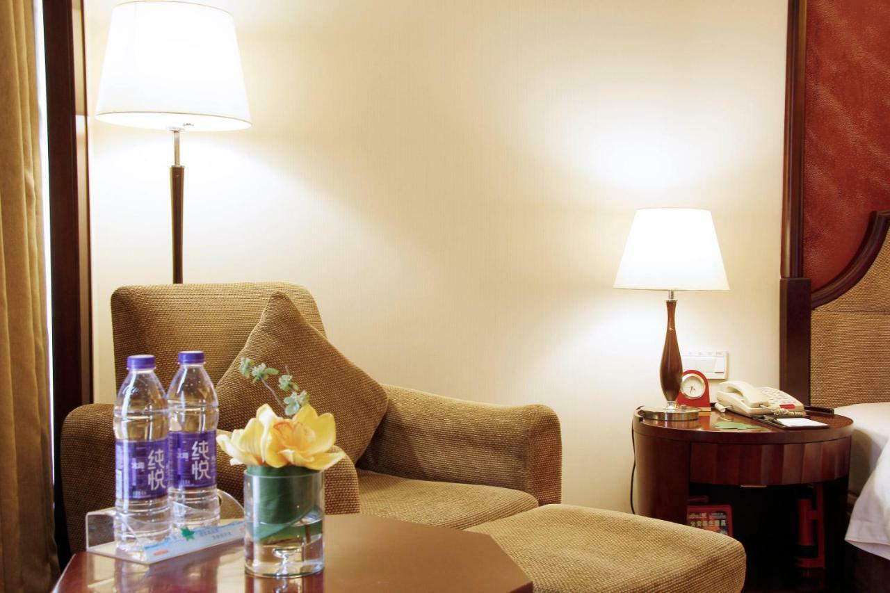 The Royal Marina Plaza Hotel Canton Esterno foto
